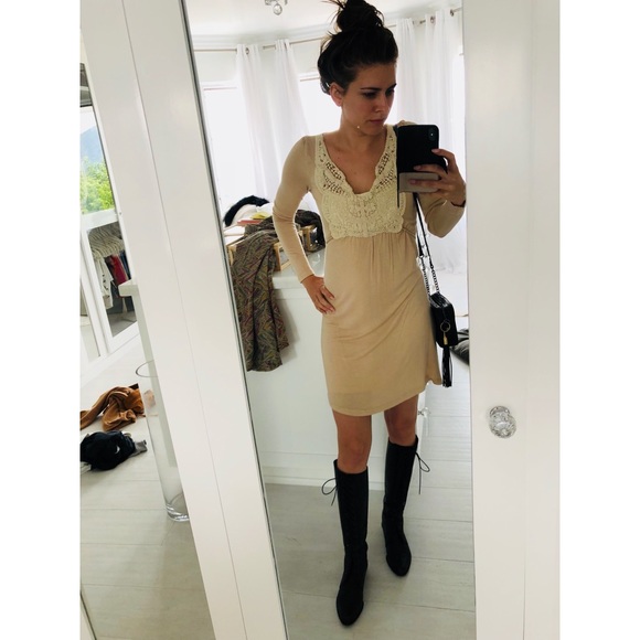 Long sleeve dress - Picture 5 of 7